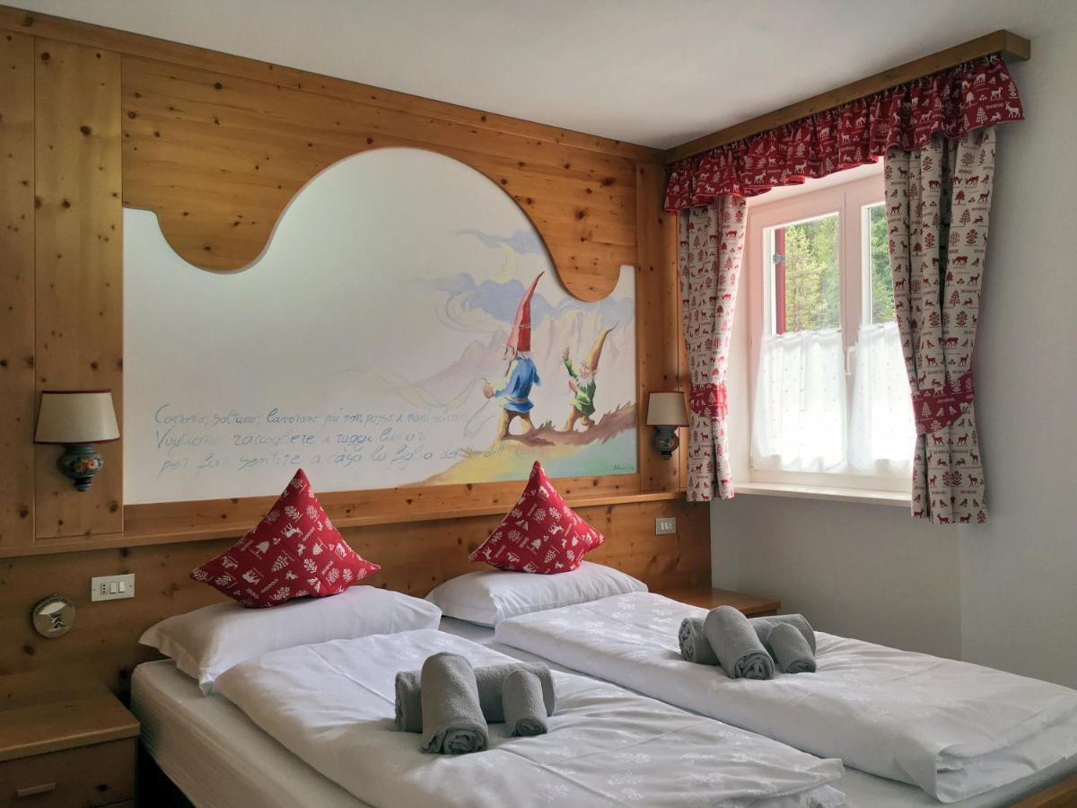 Rifugio Monti Pallidi Canazei Exteriör bild