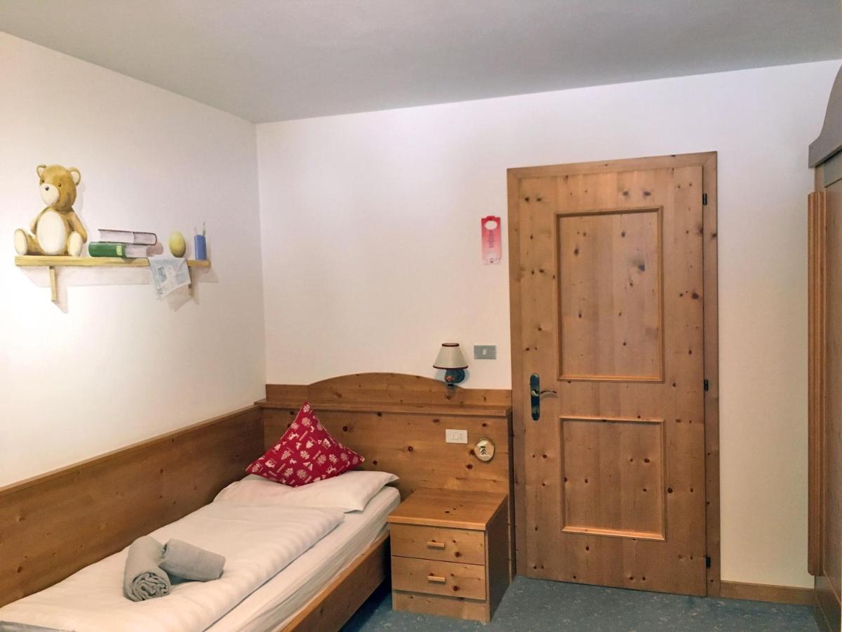 Rifugio Monti Pallidi Canazei Exteriör bild