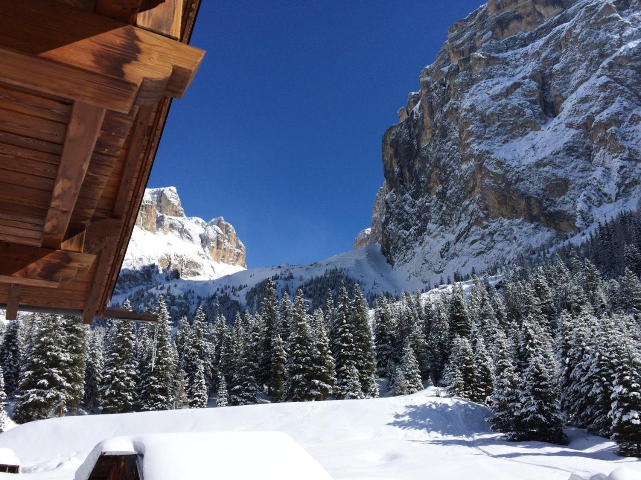 Rifugio Monti Pallidi Canazei Exteriör bild